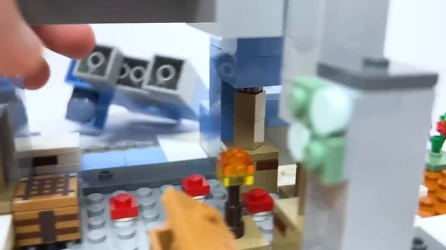LEGO Minecraft the Frozen Peaks (21243) - 2023 EARLY Set Review смотреть онлайн