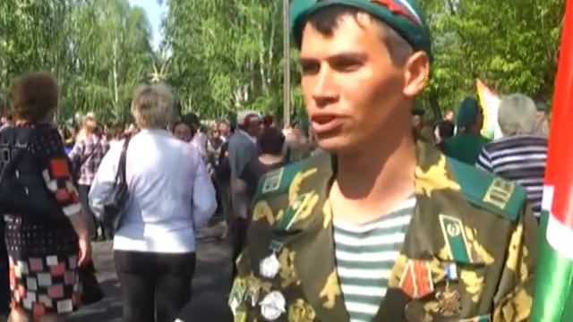 В Далматове появился памятник воинам-пограничникам смотреть онлайн