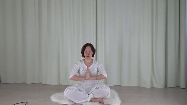 Мантры для открытия и закрытия класса Кундалини йоги. смотреть онлайн