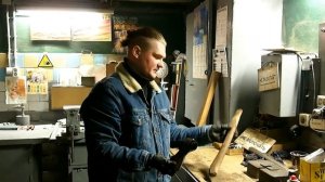 КАК НАВСЕГДА НАСАДИТЬ ТОПОР НА ТОПОРИЩЕ?!!