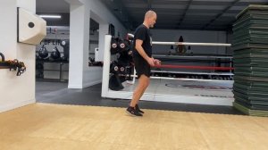 Прыгай на скакалке как боксер! Самостоятельная тренировка мышц ног