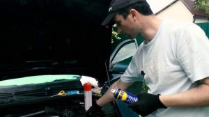 Очистка, смазка и лакировка клемм аккумулятора