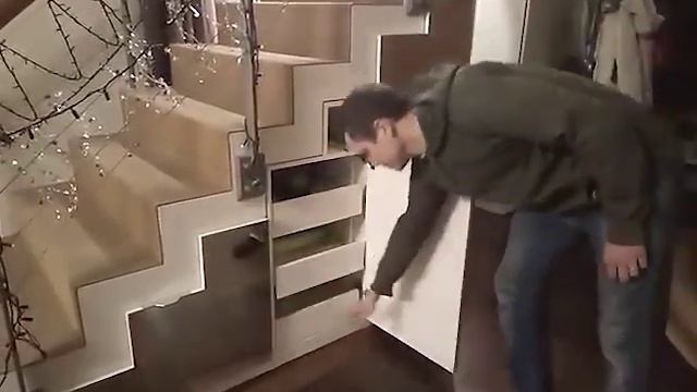 Выдвижная обувница под лестницей (стоимость 74.000) смотреть онлайн