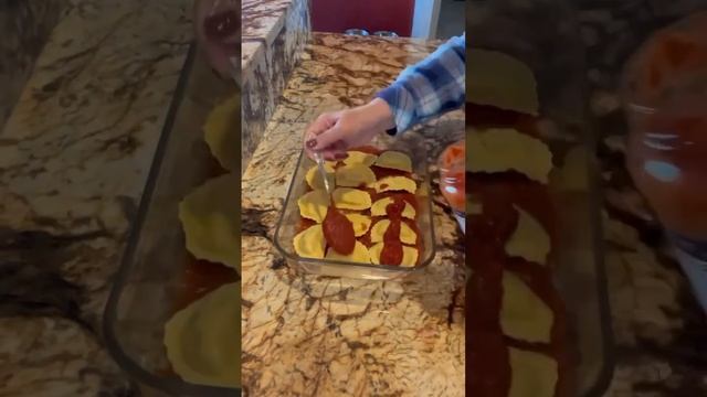 Lazy Lasagna смотреть онлайн