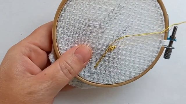 Как вышить колос пшеницы. Embroidery. How to embroider an ear of wheat смотреть онлайн