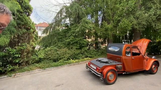 Citroën 2CV Semi-remorque ? VANTOUR D'un Véhicule Sur-mesure !