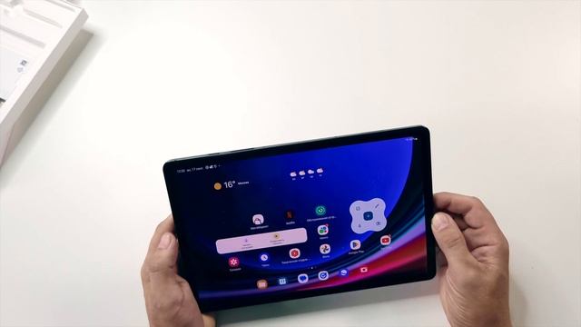 Samsung Galaxy Tab S9. Обзор первого планшета с IP68. смотреть онлайн