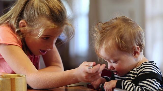 Think 5 second edition Documentary Video Unit 1 смотреть онлайн