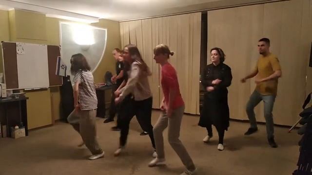 финальный танец на праздник «Пурим»))) смотреть онлайн