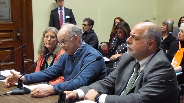 Terry Gray, Robert Vanderslice, and Meg Kerr смотреть онлайн