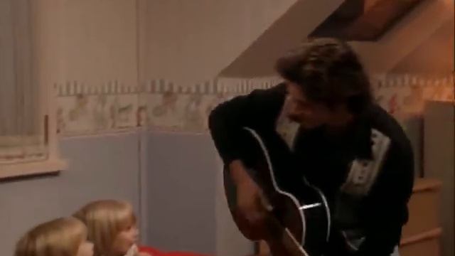 FH - Jesse, Danny and Joey sing to Nicky and Alex смотреть онлайн