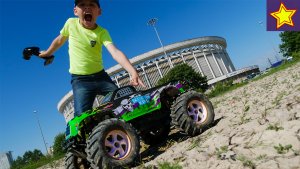 Гонки машинок для детей Монстр Трак на радиоуправлении RC Monster Truck