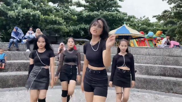 [KPOP IN PUBLIC] BLACKPINK (블랙핑크) - ‘Pink Venom’ dance cover by ZCROWN Girl’s смотреть онлайн