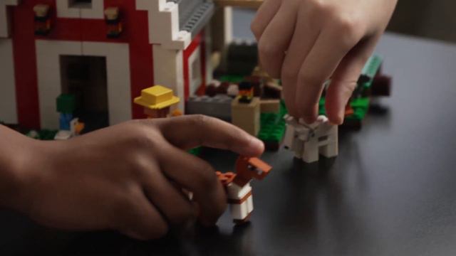 LEGO ЛЕГО Minecraft Красный амбар 21187 смотреть онлайн