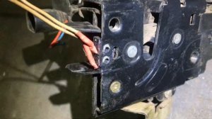 Не работает подсветка в двери и ногах на Ауди А6 С5