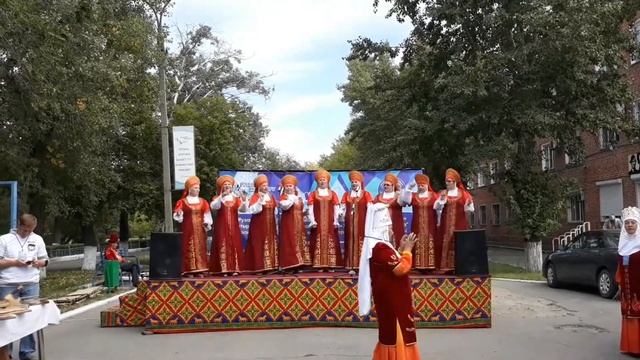 "Ой, при лужку , при лужке". Вокальная группа "Надежда" город Курчатов.ВКО. Казахстан. смотреть онлайн