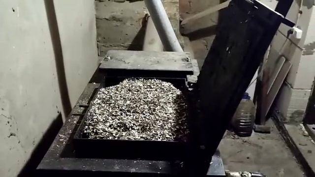 Котел Гетьман шахтный на шелухе семечки - первый месяц работы смотреть онлайн