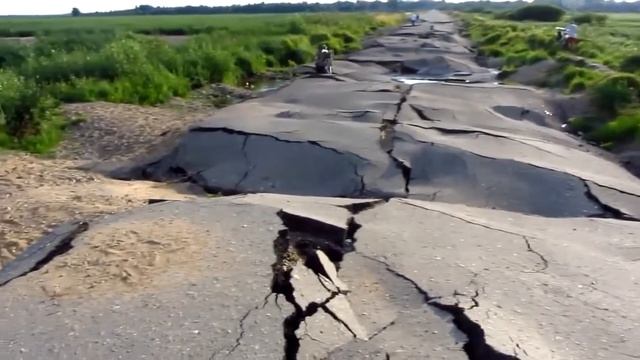 Дорожная трасса Ростова Жесть! смотреть онлайн