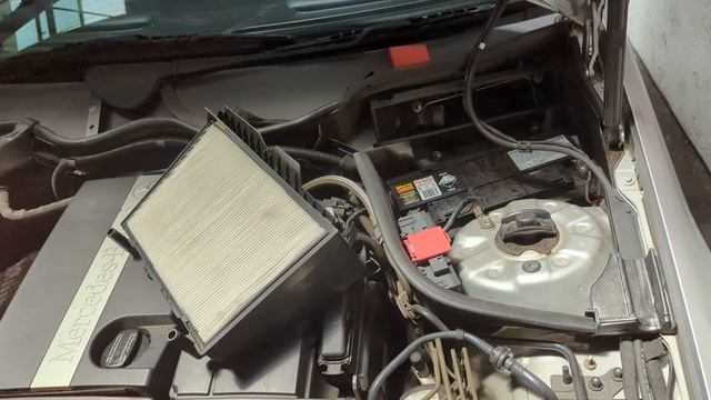 Mercedes Benz battery alternator warning. alternator malfunction reset. 203 C class red screen смотреть онлайн