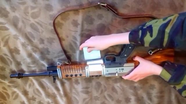 Мои ПУЛЕМЕТЫ и деревянные АВТОМАТЫ ? (Игрушечное оружие из дерева!) смотреть онлайн