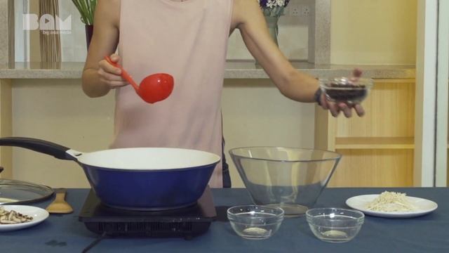 VEGAN SHARK'S FIN SOUP RECIPE | VELICIOUS WEBISODE 1 WITH DAVINA GOH