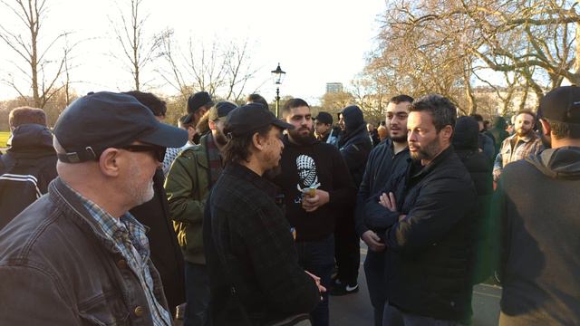 Girl runs from basic question! Mansur Vs Girl visitor | Speakers Corner | Hyde Park смотреть онлайн