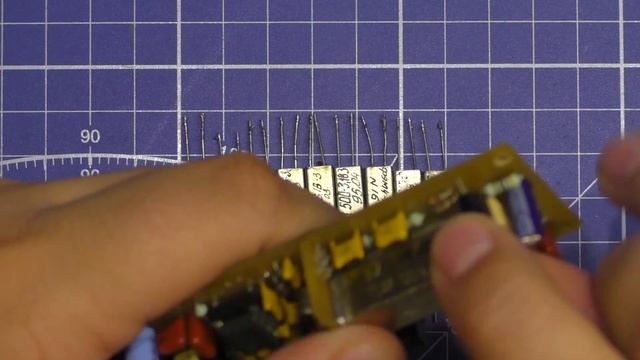 Посылка с ЭМФ-ами смотреть онлайн