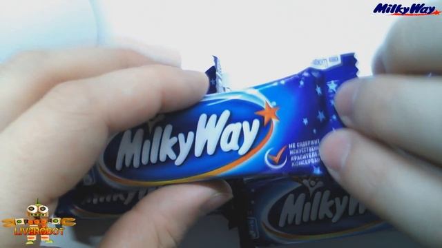 Распаковка и Обзор Еды Шоколадный Батончик "Milky Way" Набор Батончиков "5 Батончиков", 5 x 26 г. смотреть онлайн