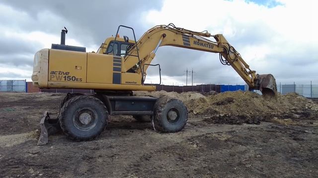 Крым. Строительство коттеджного поселка в с. Трудовое. Работа скреперов. смотреть онлайн