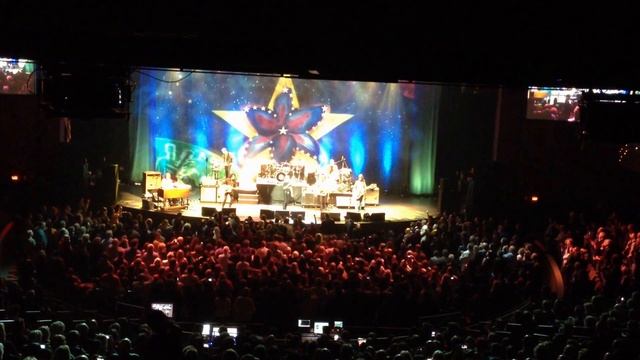 Ringo Starr & His All-Starr Band - "Yellow Submarine" (Las Vegas 2013) смотреть онлайн