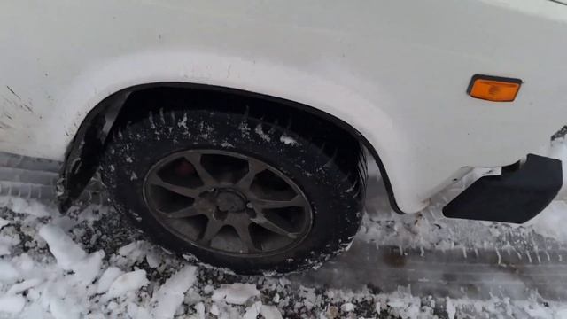 ПОЖИЛОЙ ДРИФТ ОТ СТУДЕНТА/ДРИФТ НА МАШИНЕ В 16 ЛЕТ/ВАЗ 2105 В 16 ЛЕТ/ДРИФТ НА ЖИГУЛЯХ СТОК?!