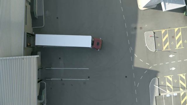 ✅ Mercedes-Benz Actros (2019) • Assistance Systems смотреть онлайн