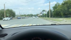 Девушка впервые в Челябинске. Едем из Арамиля по м5. Жара настала!