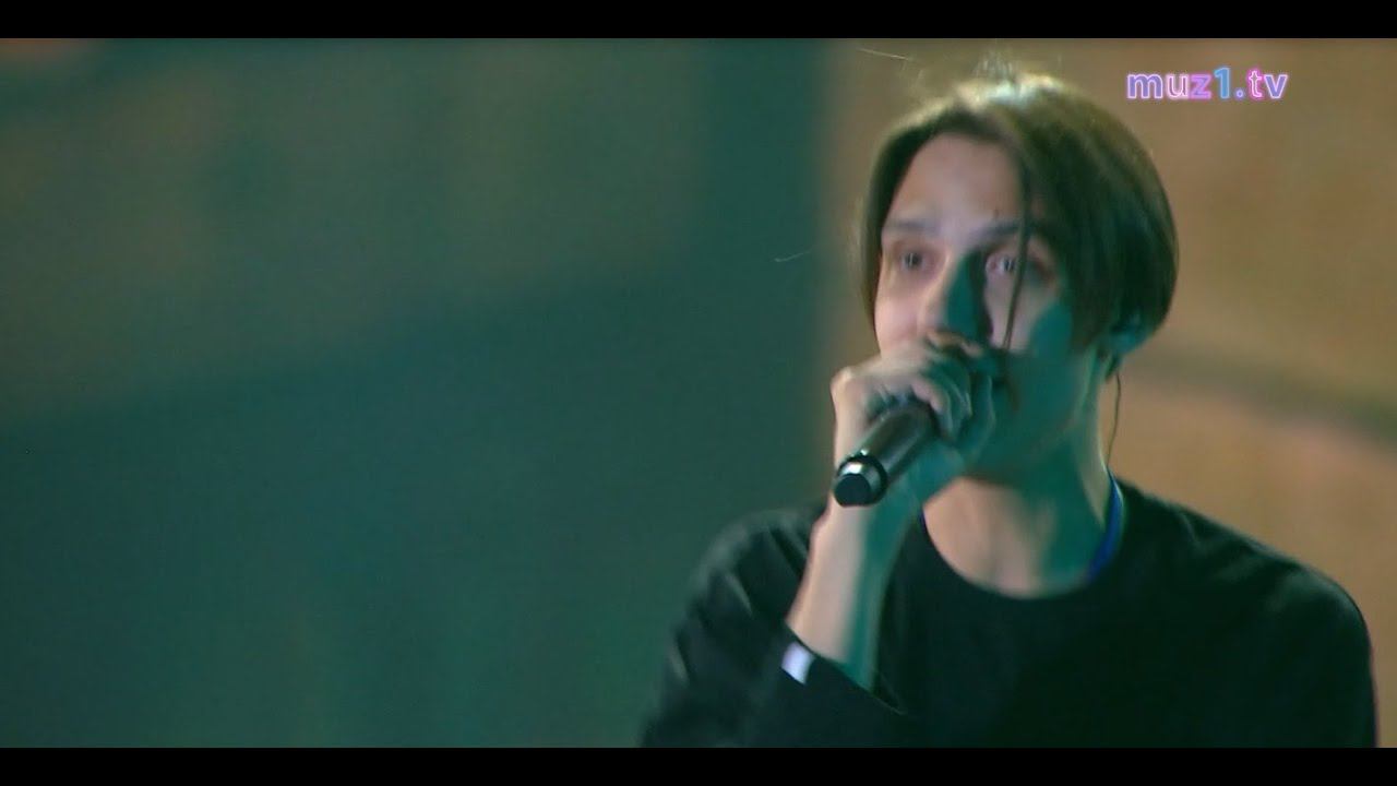 ТИМА БЕЛОРУССКИХ - Мокрые кроссы | Выпускной 2020 | Парк Горького смотреть онлайн