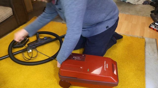 Hoover Compact Electronic S3462 - First Look & Demonstration! смотреть онлайн