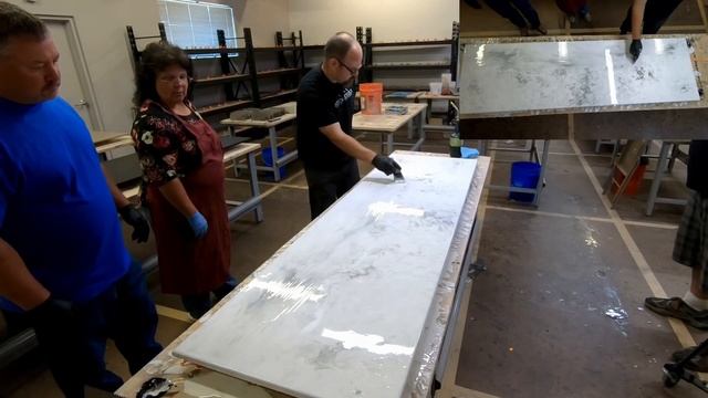 Turn Liquid Epoxy into Solid Rock epoxy countertop diy смотреть онлайн