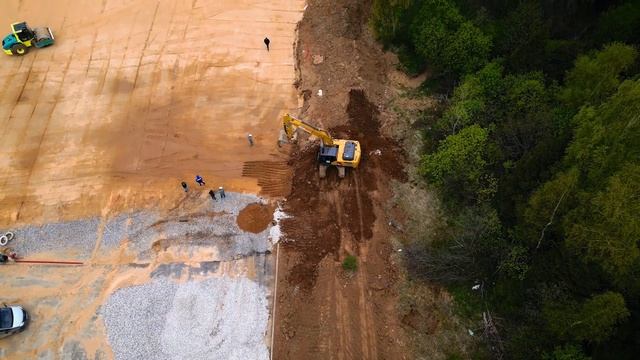 LOVOL FR225Е2-N - габаритный экскаватор с характером смотреть онлайн