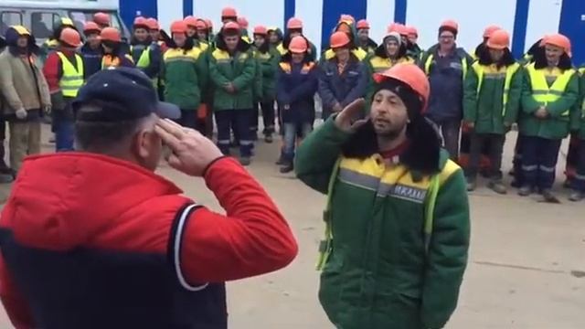 Смирно...Равнение на середину! смотреть онлайн