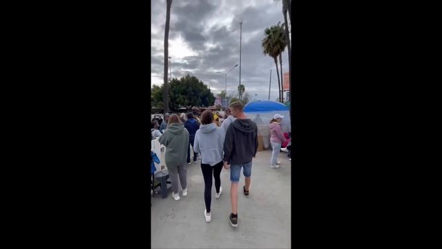 ГРАНИЦА МЕКСИКА- США/СРОЧНО НУЖНА ПОМОЩЬ СЕГОДНЯ смотреть онлайн