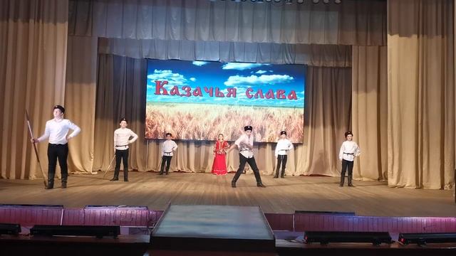 фланкеровка шашкой Курсавка коллектив "Казачья Слава" смотреть онлайн