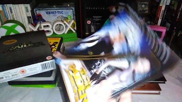 Charity Shop & Forbidden Planet Haul - Xbox, DVDs & 99p Firefly books! смотреть онлайн