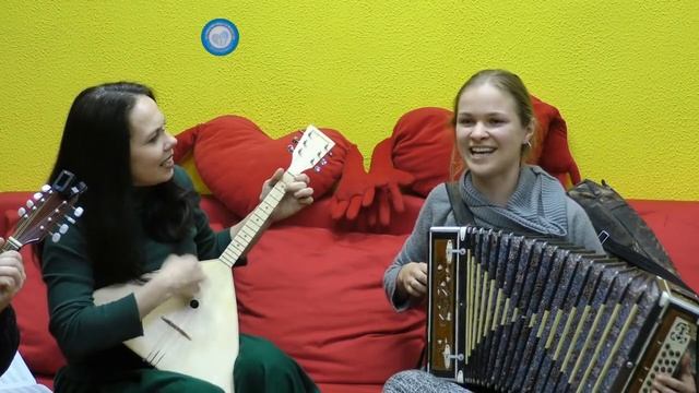 Клуб любителей игры на русских инструментах "Калитка".Гармонь - это душа русского человека. смотреть онлайн