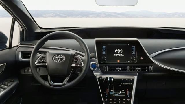 2017 Toyota Mirai Interior Review смотреть онлайн