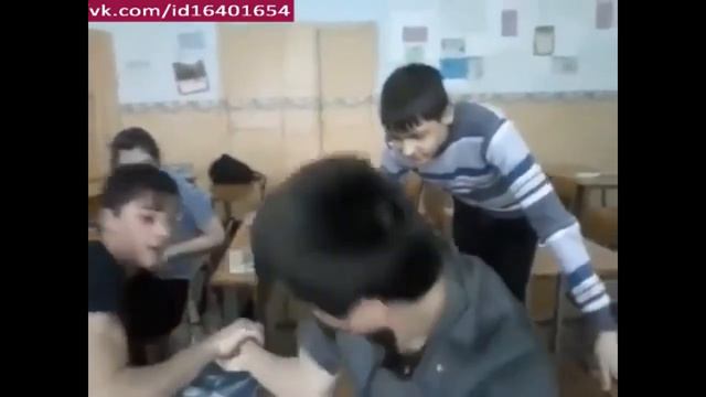 Russian Yard Sports Fail It Is Very Sick  Дворовый спорт неудачиочень больно