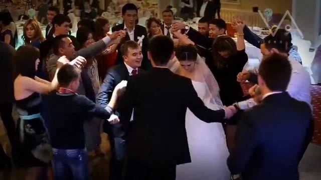 Свадебная дискотека смотреть онлайн