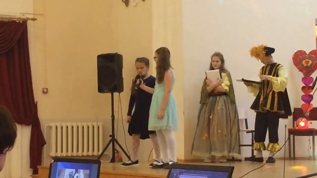 Выступление Лизы на день первоклассника в музыкальной школе смотреть онлайн