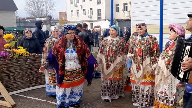 Фольклорный ансамбль "Самоцветы" - Частушки. смотреть онлайн