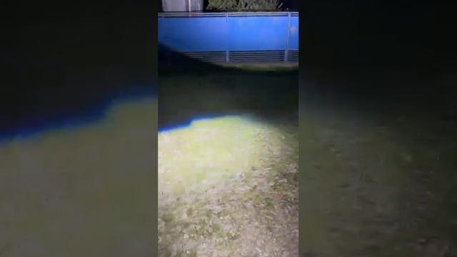 Как светят мини Led линзы F40 цоколь H4. смотреть онлайн