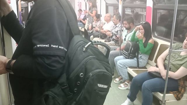 Поездка на русиче "100 лет Московскому спорту" по Сокольнической линии // 01.09.2023 смотреть онлайн