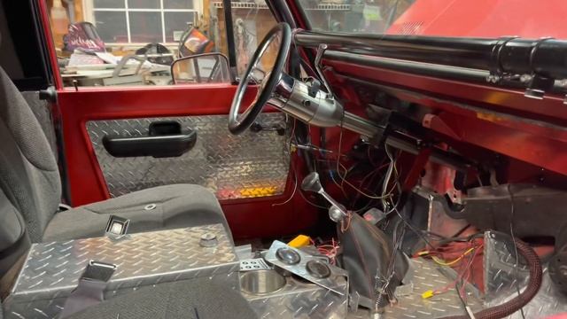 1970 Early Ford Bronco is Getting a New Dash, Completely Rewired, and More!-Project Updates (Part 1 смотреть онлайн